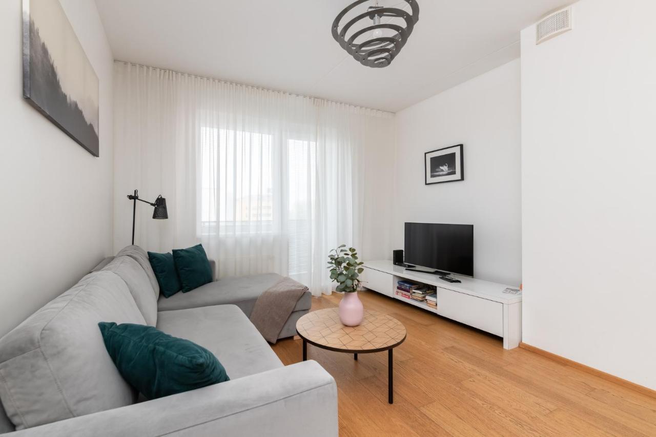 Apartamento Orange Sipelga Balcony & Free Parking Tallin Exterior foto
