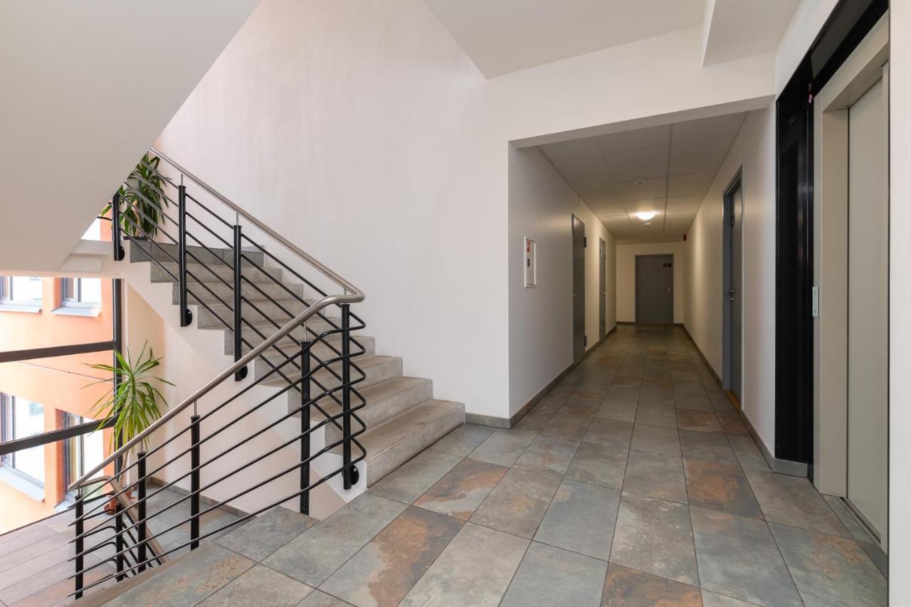 Apartamento Orange Sipelga Balcony & Free Parking Tallin Exterior foto