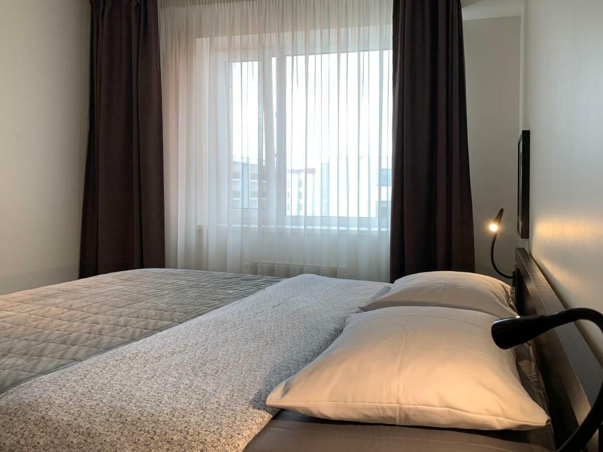 Apartamento Orange Sipelga Balcony & Free Parking Tallin Exterior foto
